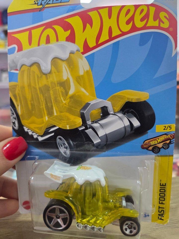 Hot Wheels diferentes: quando a miniatura rende uma boa conversa — imagem publicada pela Mia